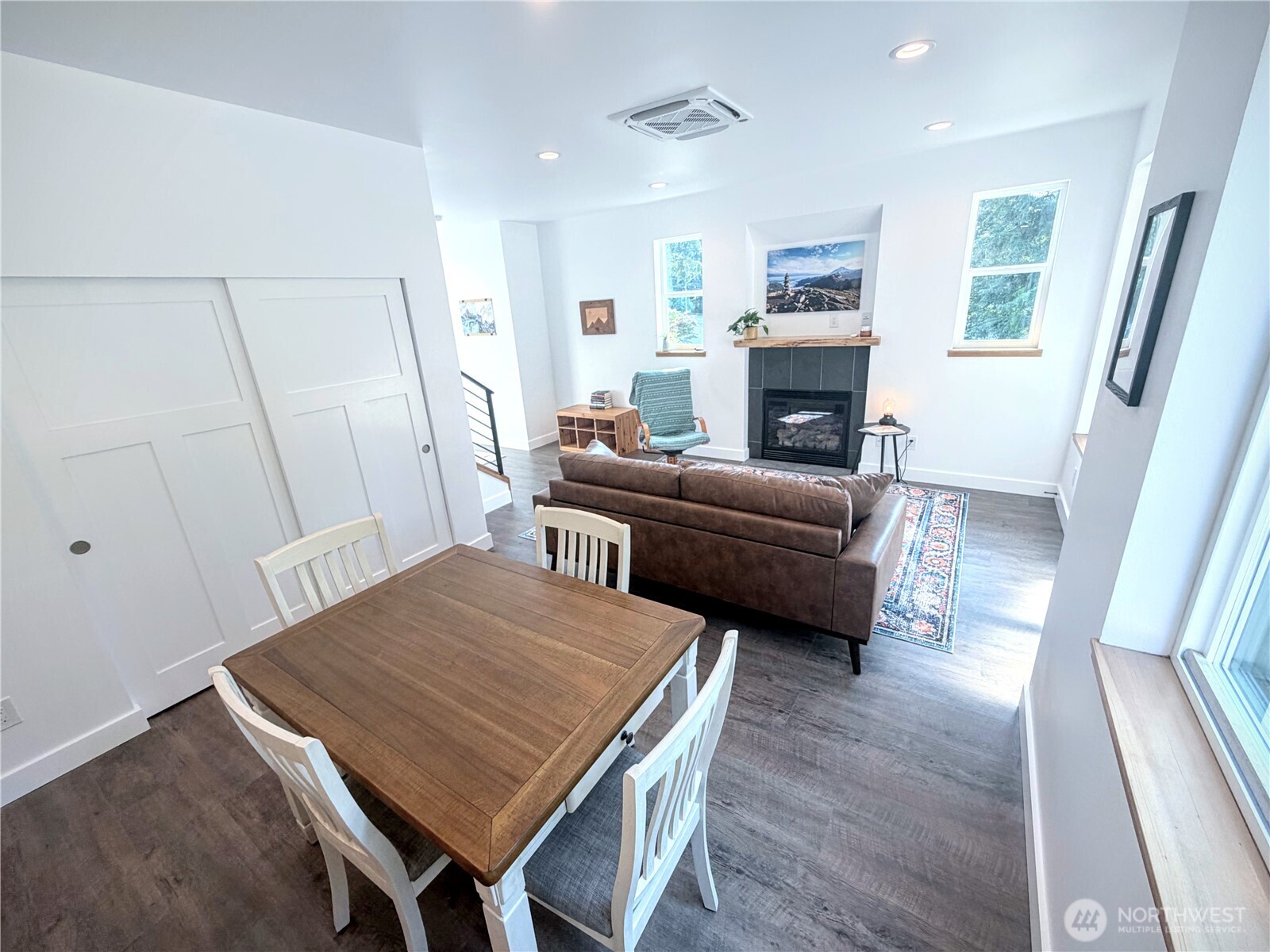 2504 Fireweed Lane Property Photo 10