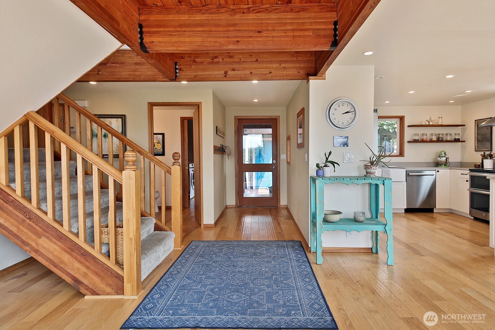 5537 Bayview Road Property Photo 5