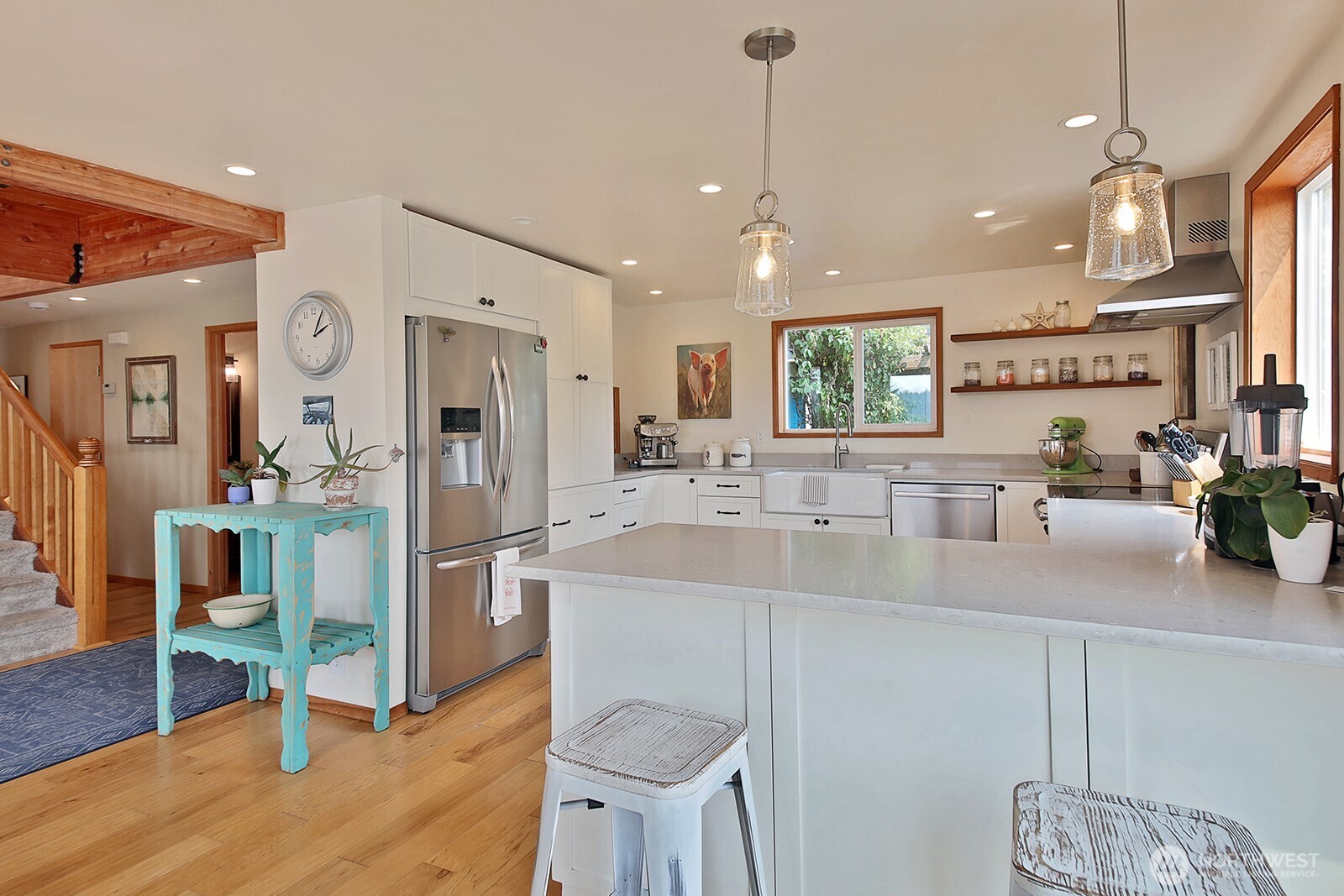 5537 Bayview Road Property Photo 7