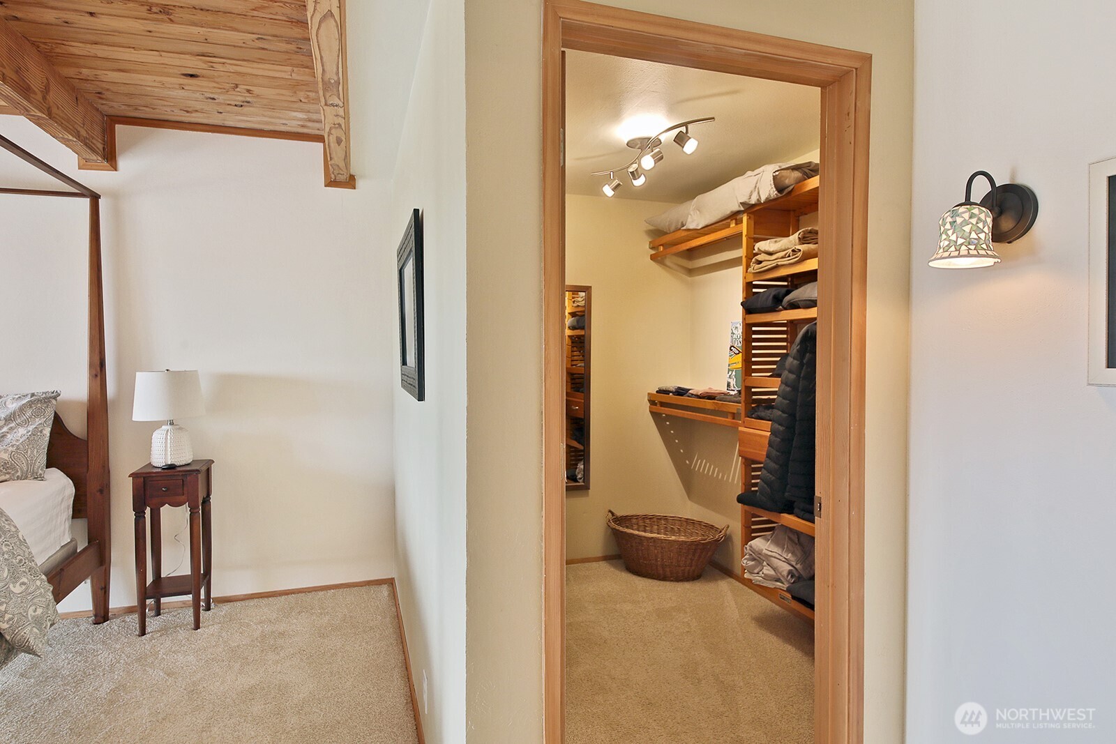 5537 Bayview Road Property Photo 15