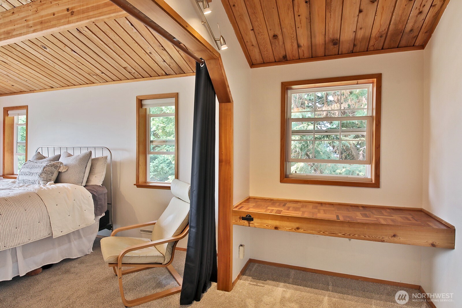 5537 Bayview Road Property Photo 20