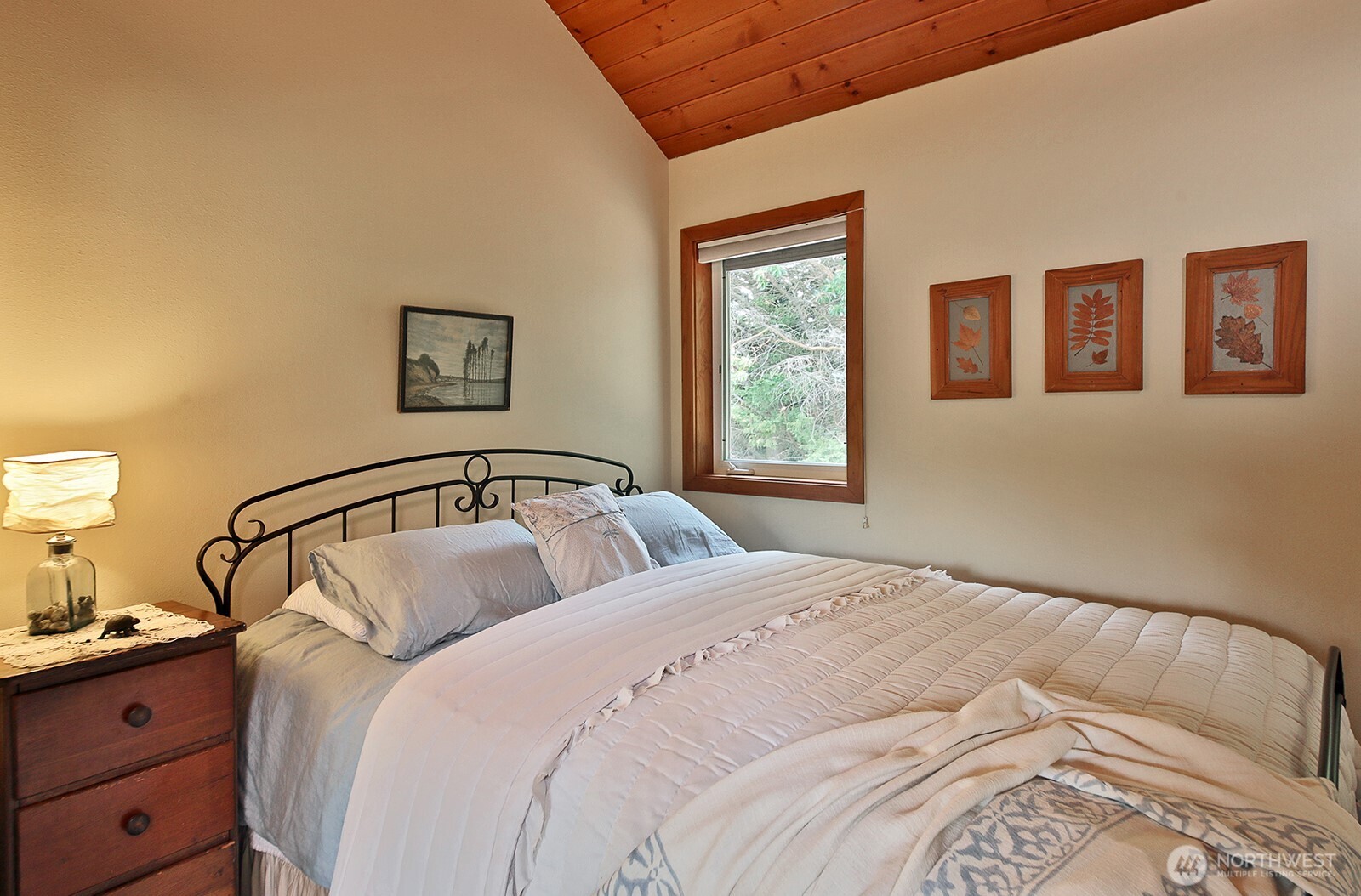 5537 Bayview Road Property Photo 28