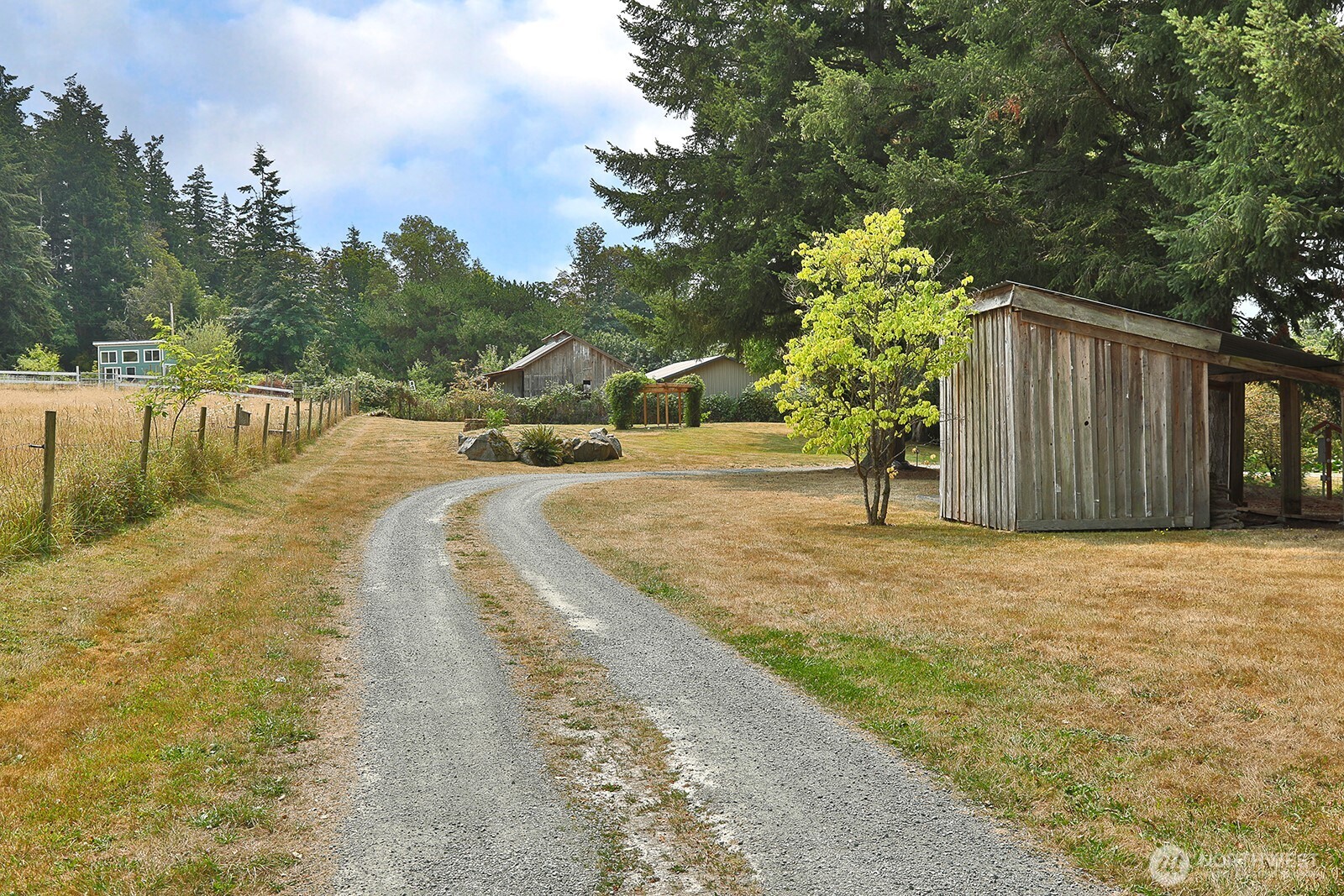 5537 Bayview Road Property Photo 33