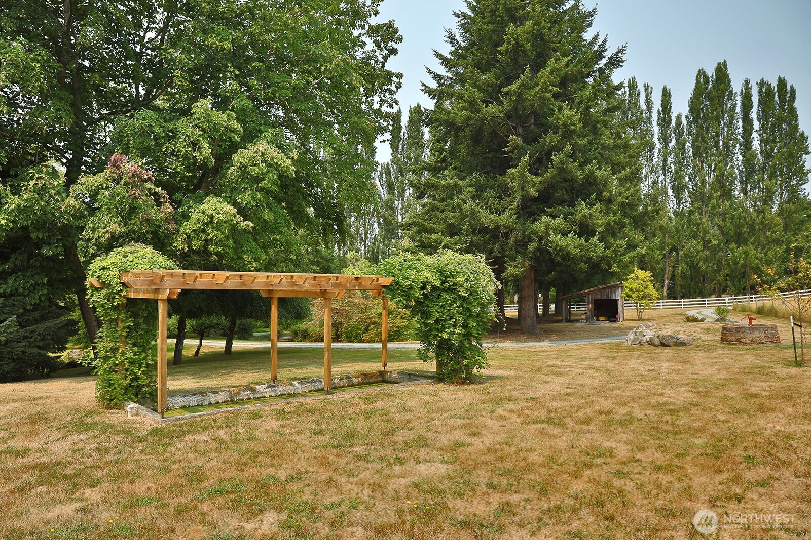 5537 Bayview Road Property Photo 37