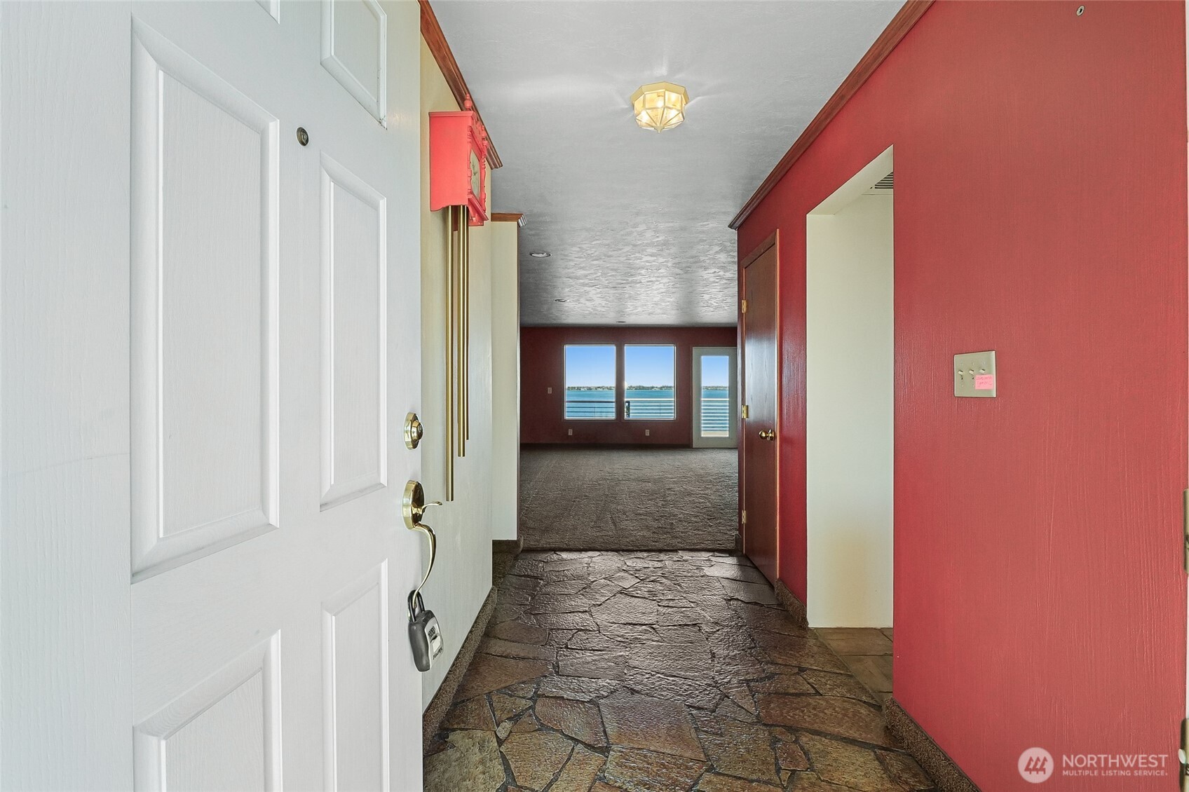 2928 W Marina Drive Property Photo 9
