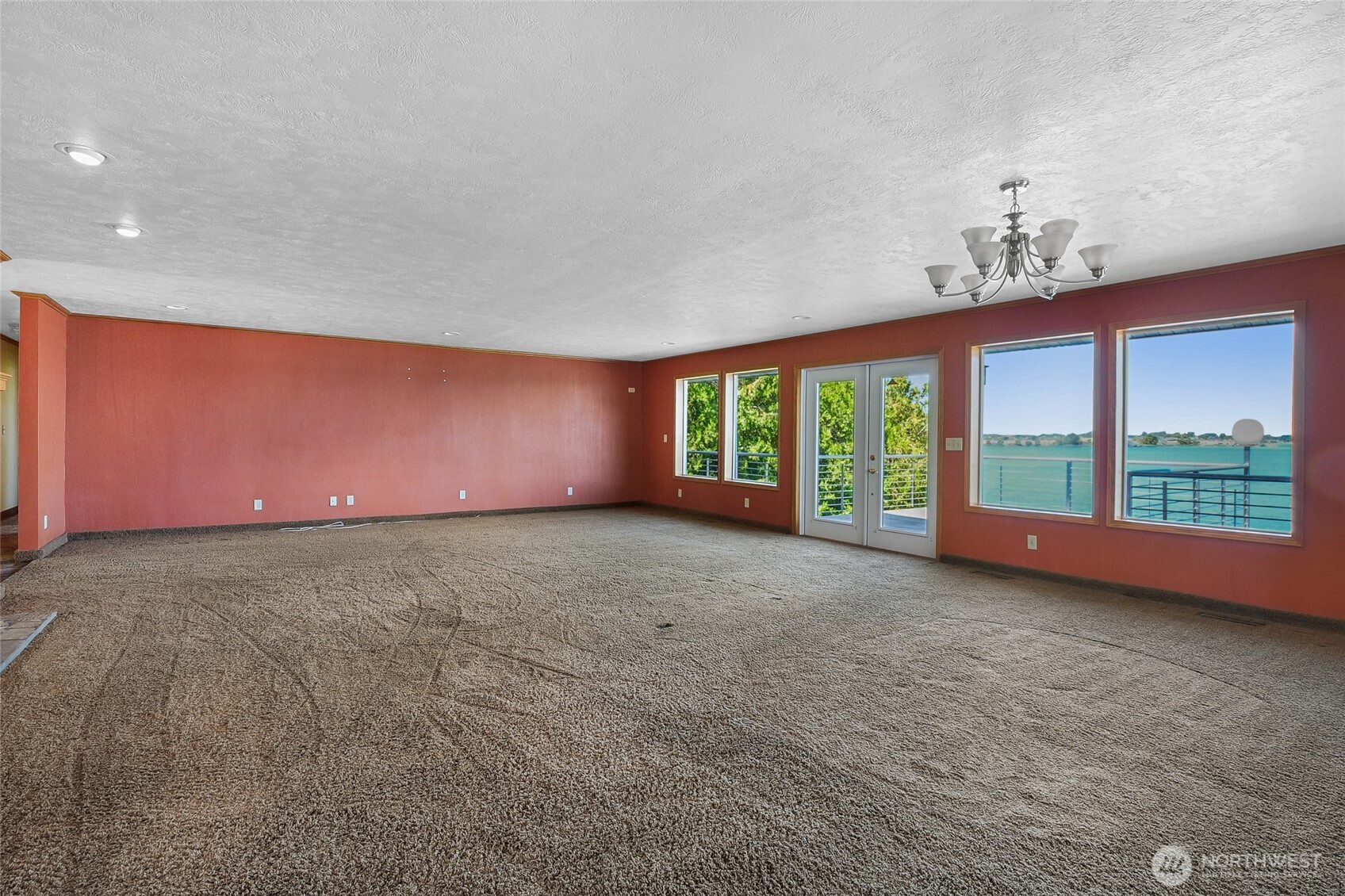 2928 W Marina Drive Property Photo 12