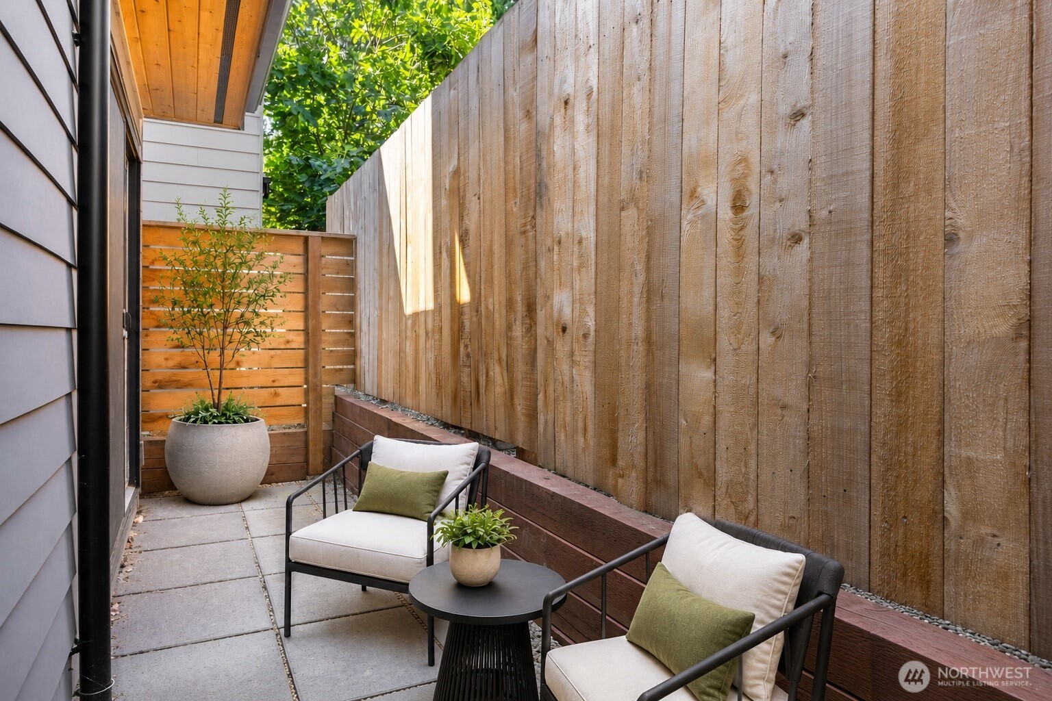 1255 Ne 100th Street Property Photo 5