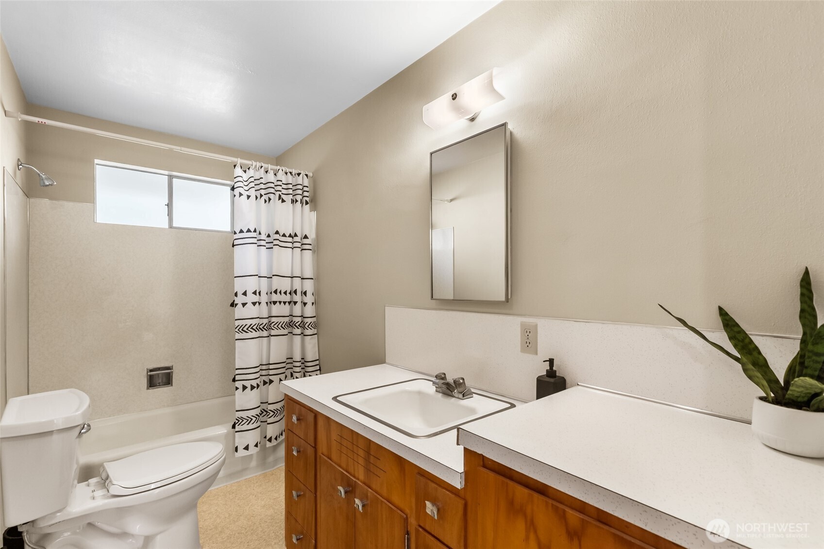 6847 Libby Road Property Photo 27