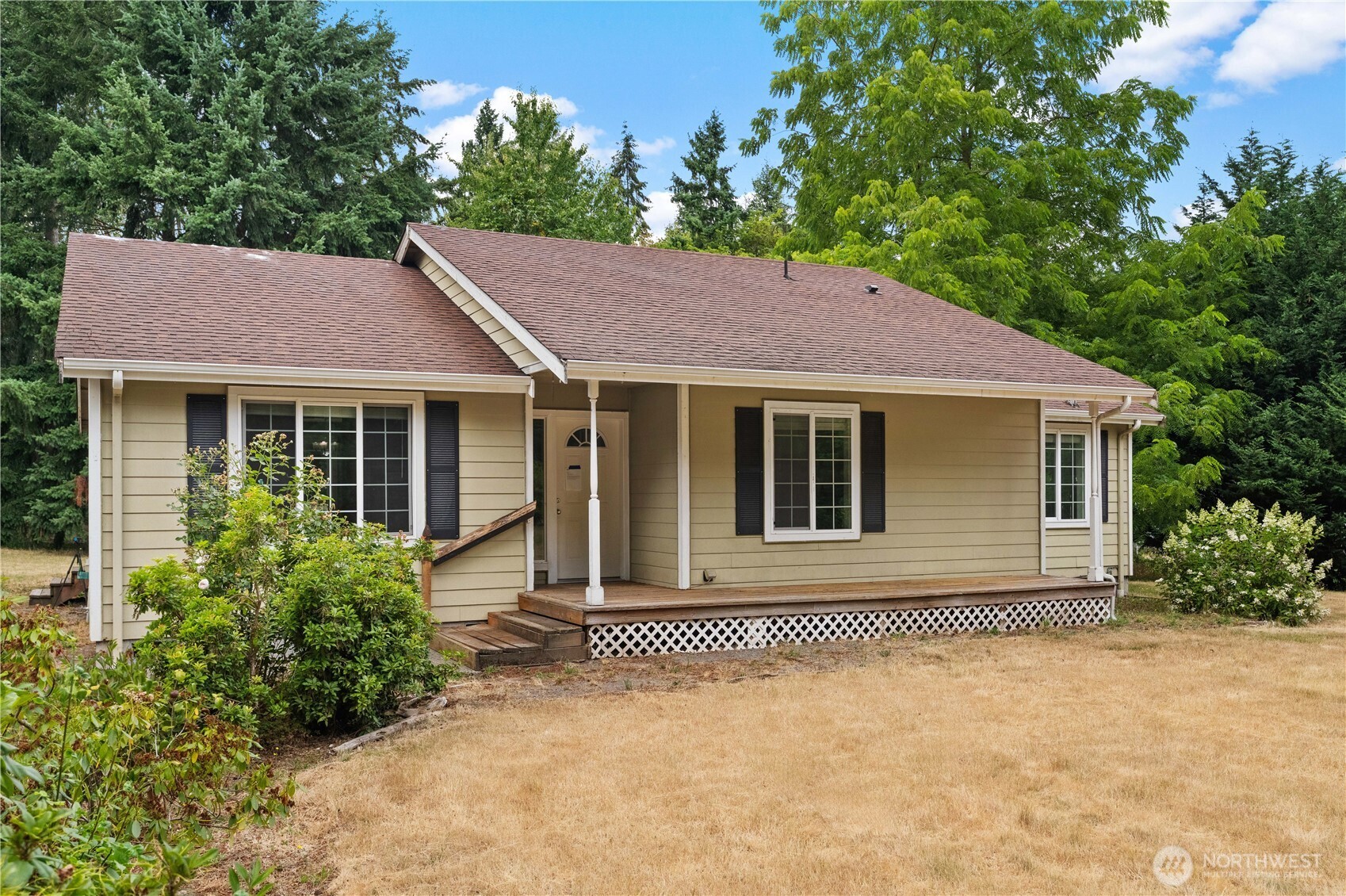 16033 Agate Street Property Photo 1
