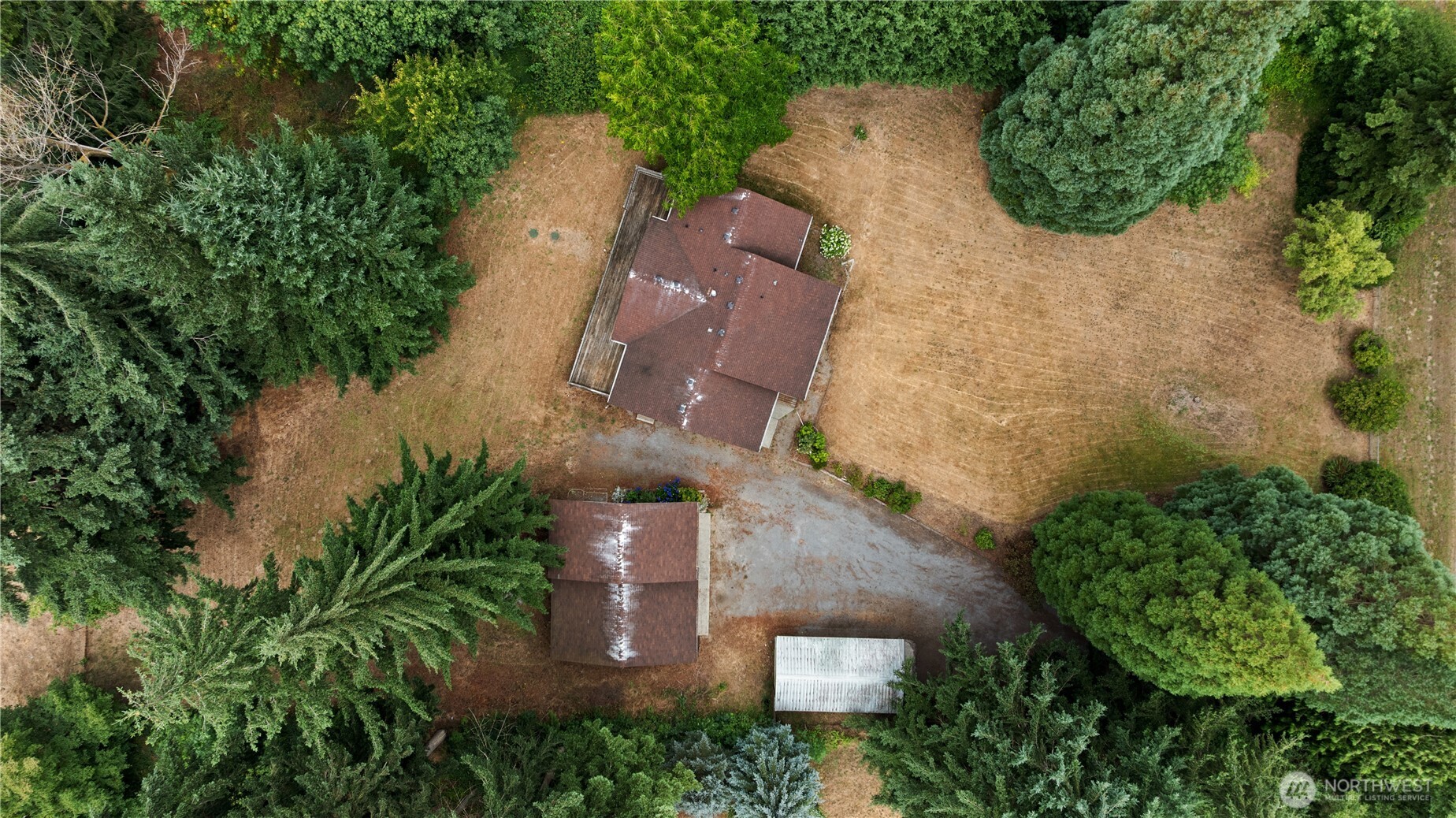 16033 Agate Street Property Photo 2