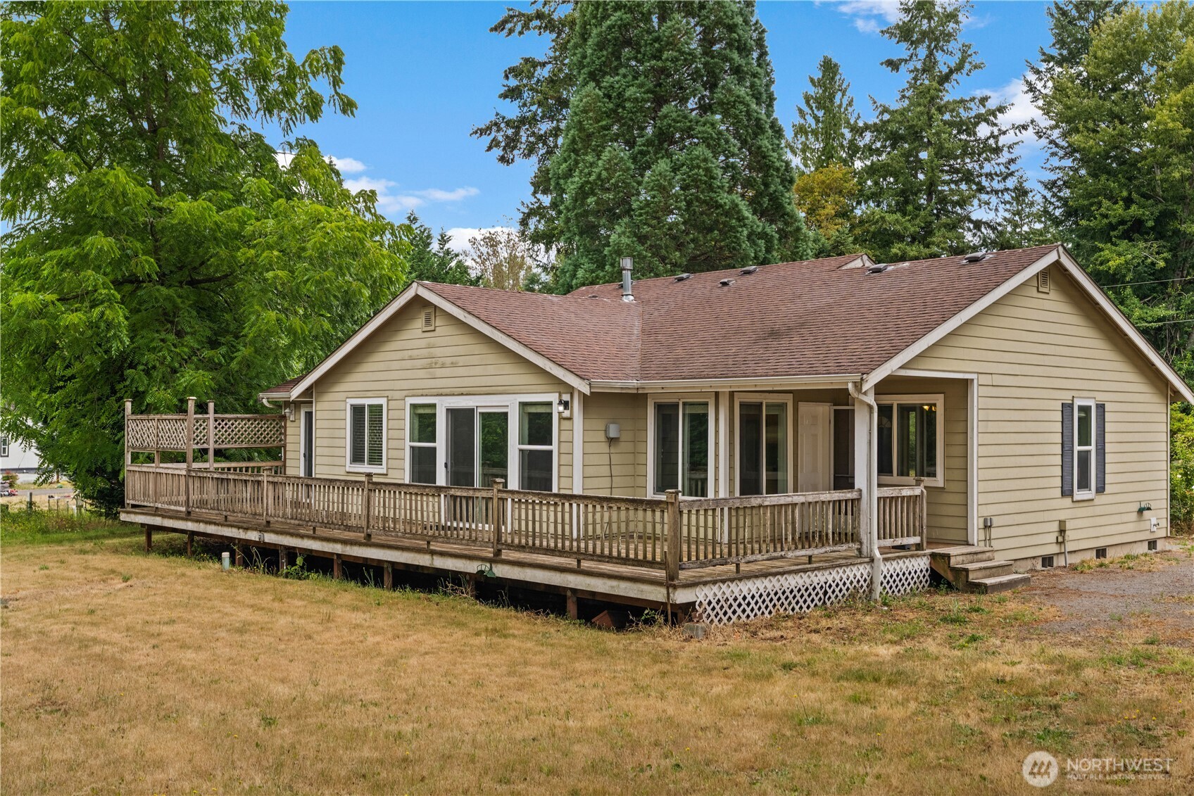 16033 Agate Street Property Photo 22