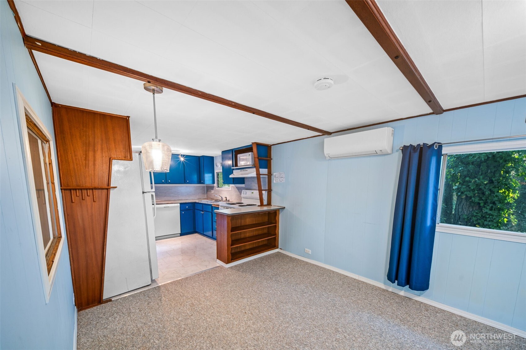 2413 Westwind Drive Property Photo 12