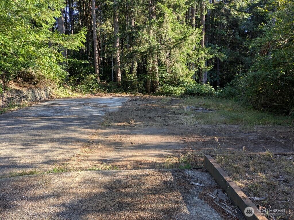 2413 Westwind Drive Property Photo 30