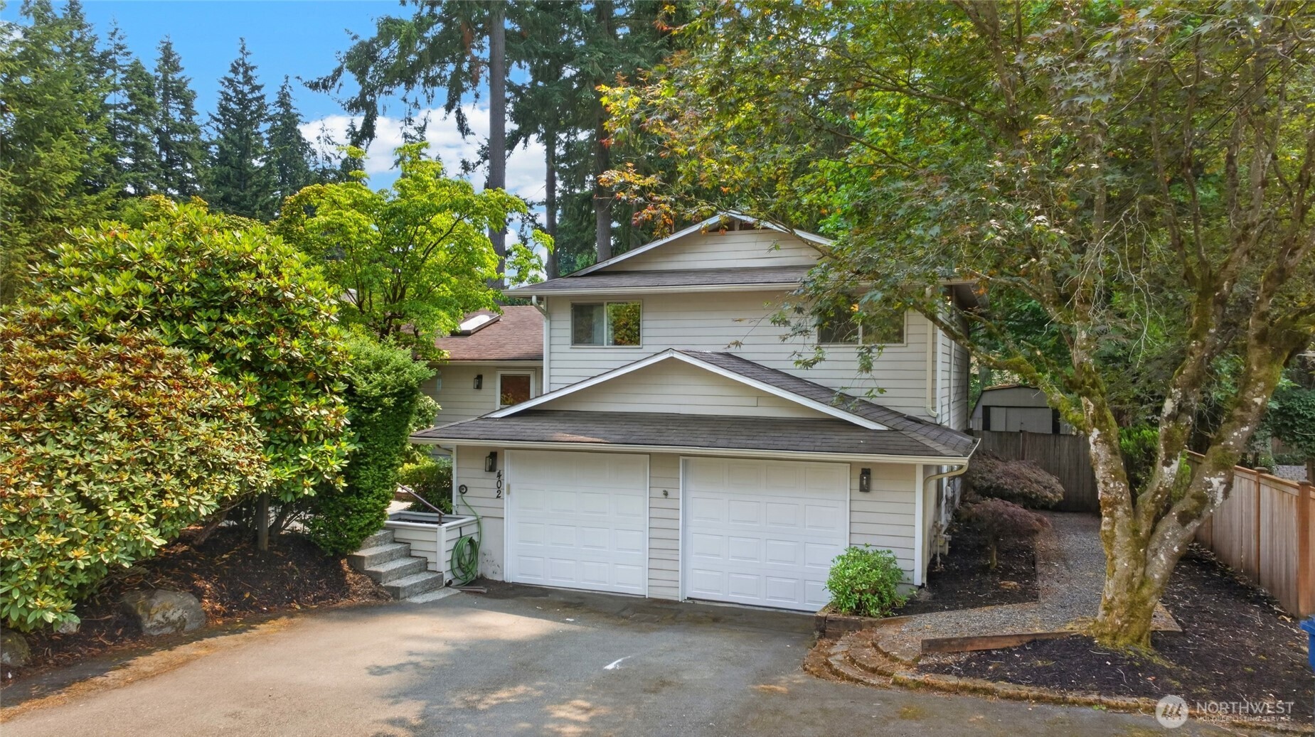 402 170th Place Property Photo 2