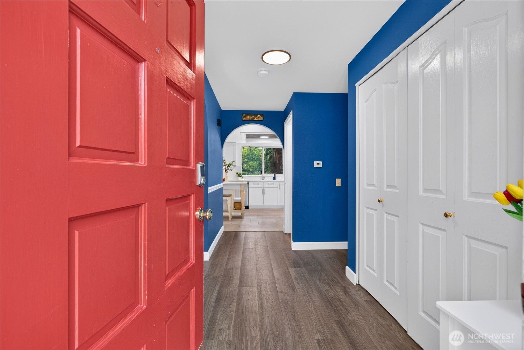 402 170th Place Property Photo 4