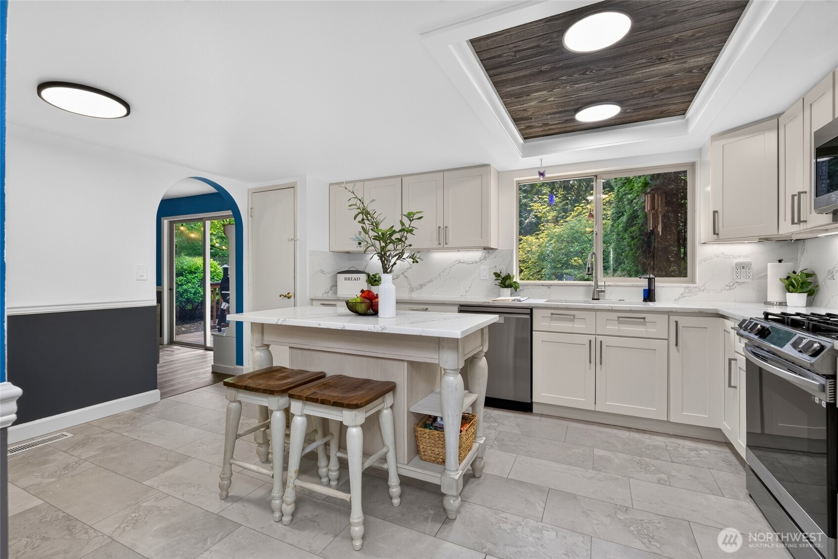 402 170th Place Property Photo 16