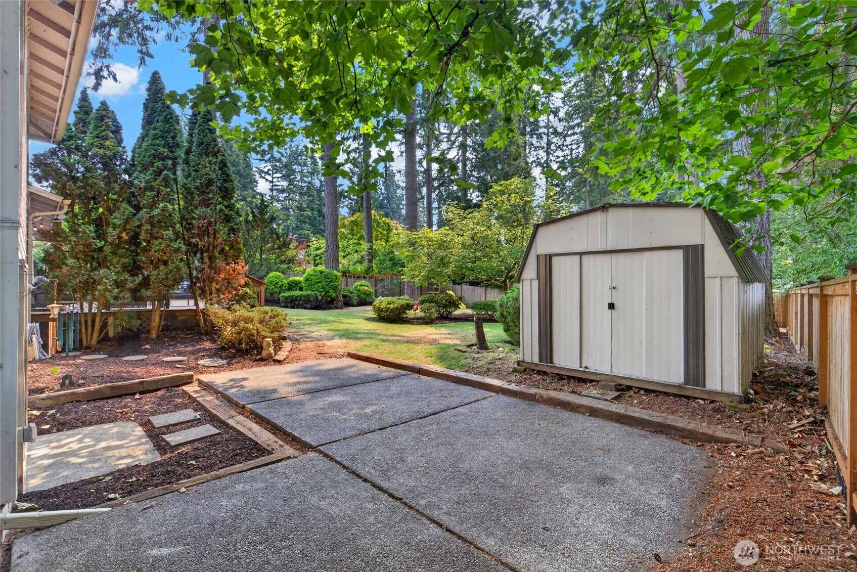 402 170th Place Property Photo 31