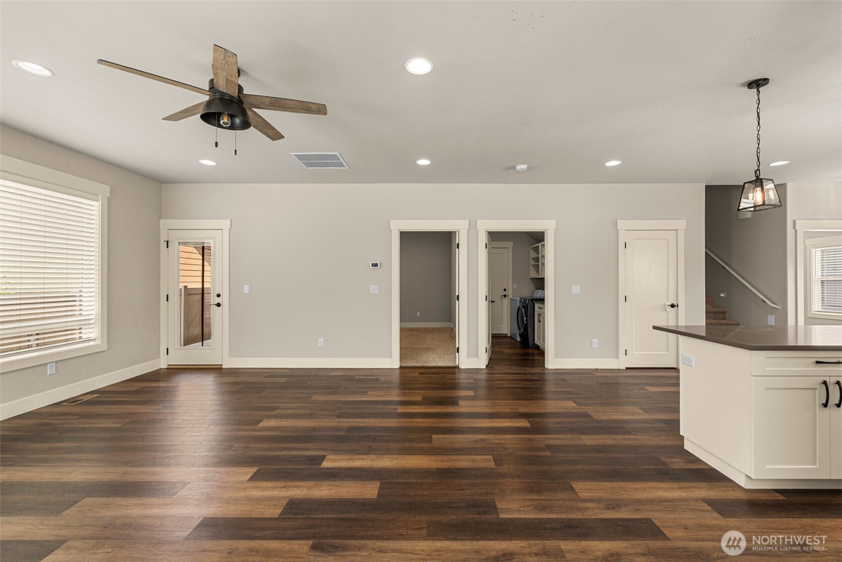 211 Solomon Loop Property Photo 21