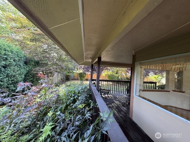 6214 152nd Avenue Ct Property Photo 9
