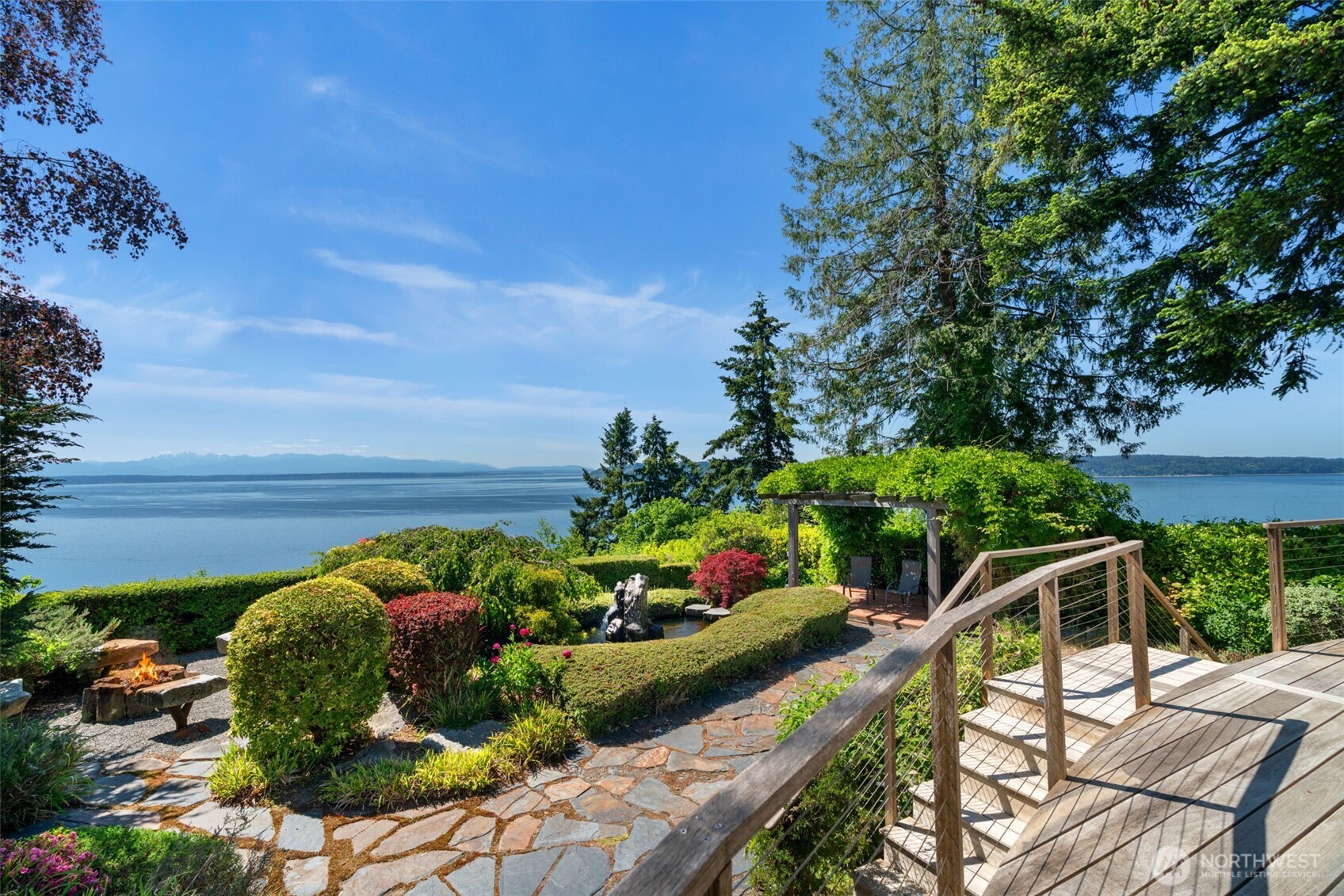 11912 Marine View Drive Property Photo 9