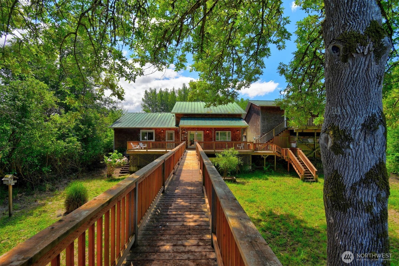 347 E Birnie Slough Road Property Photo 2