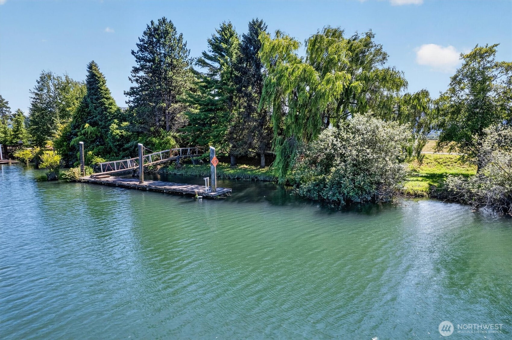 111 E Birnie Slough Road Property Photo 1
