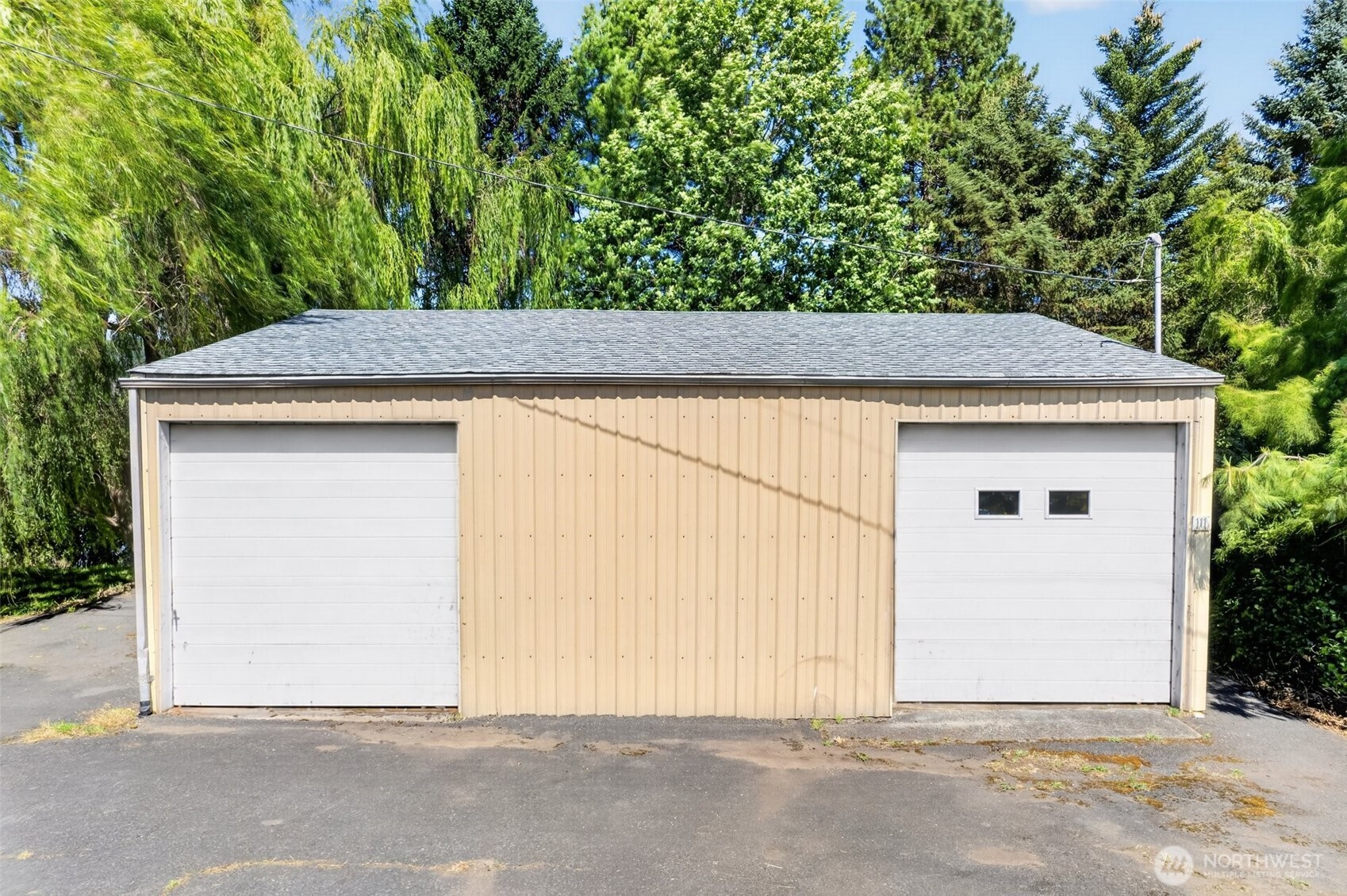 111 E Birnie Slough Road Property Photo 4
