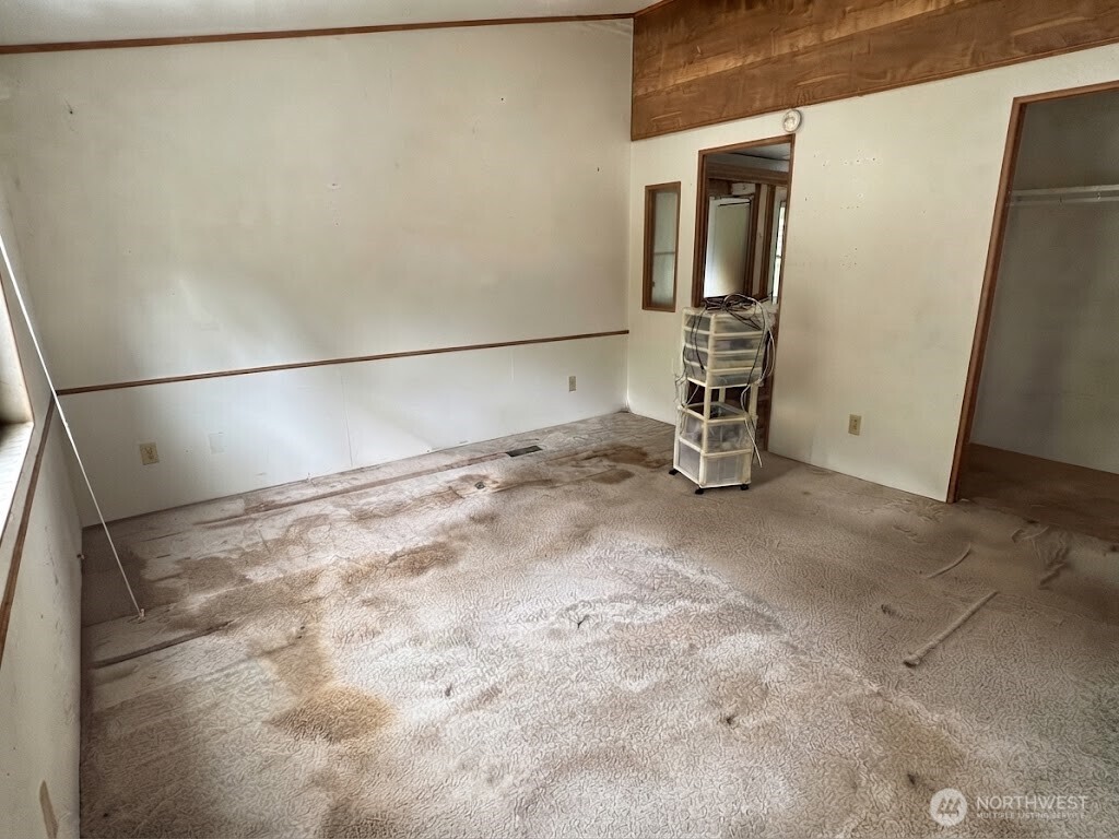31 Spruce Lane Property Photo 13