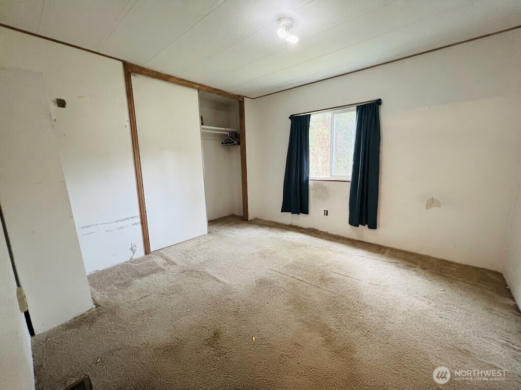 31 Spruce Lane Property Photo 18