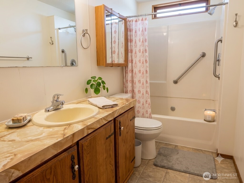 31 Spruce Lane Property Photo 19