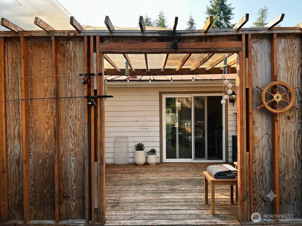 31 Spruce Lane Property Photo 24