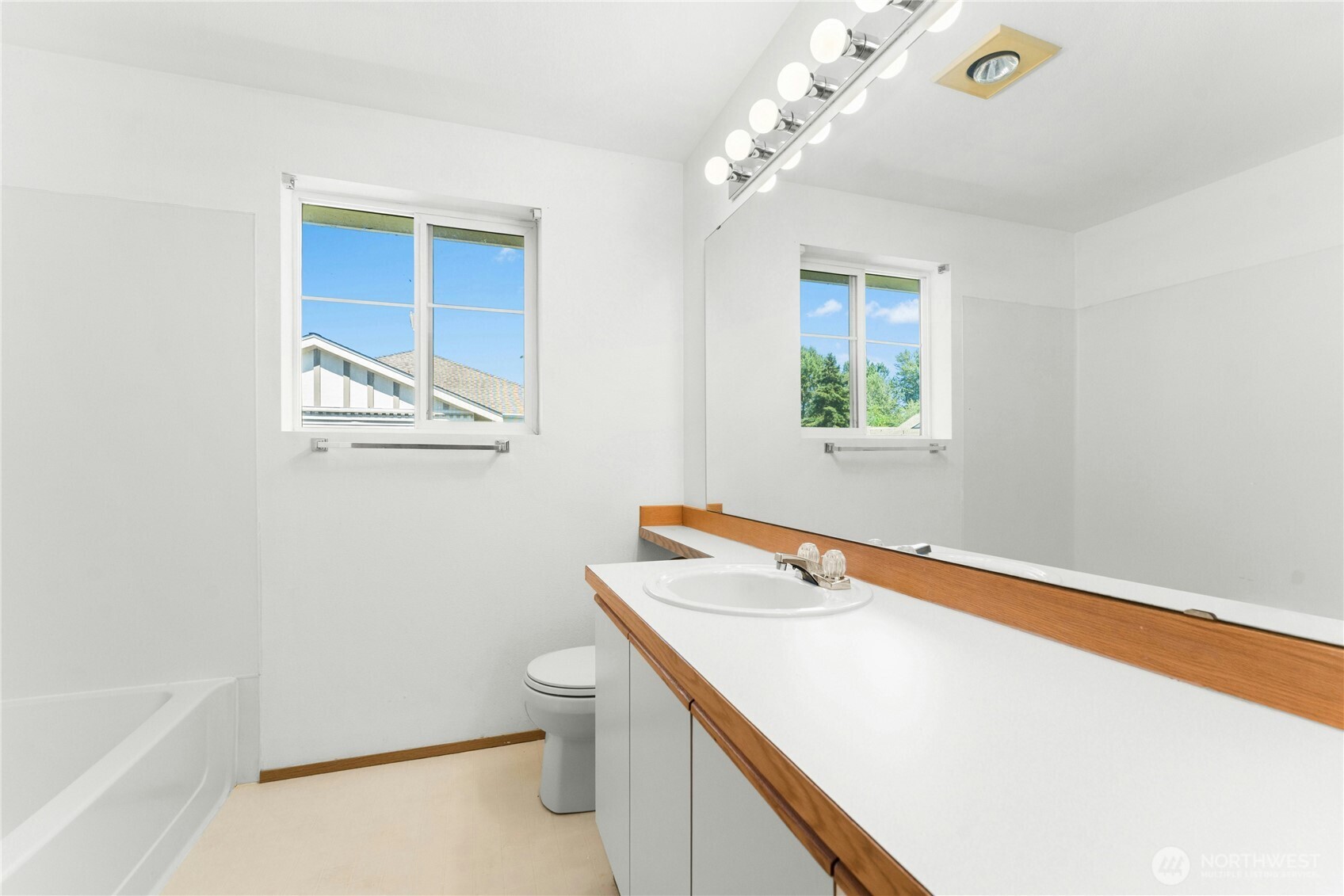 23326 55th Avenue 11-1 Property Photo 23