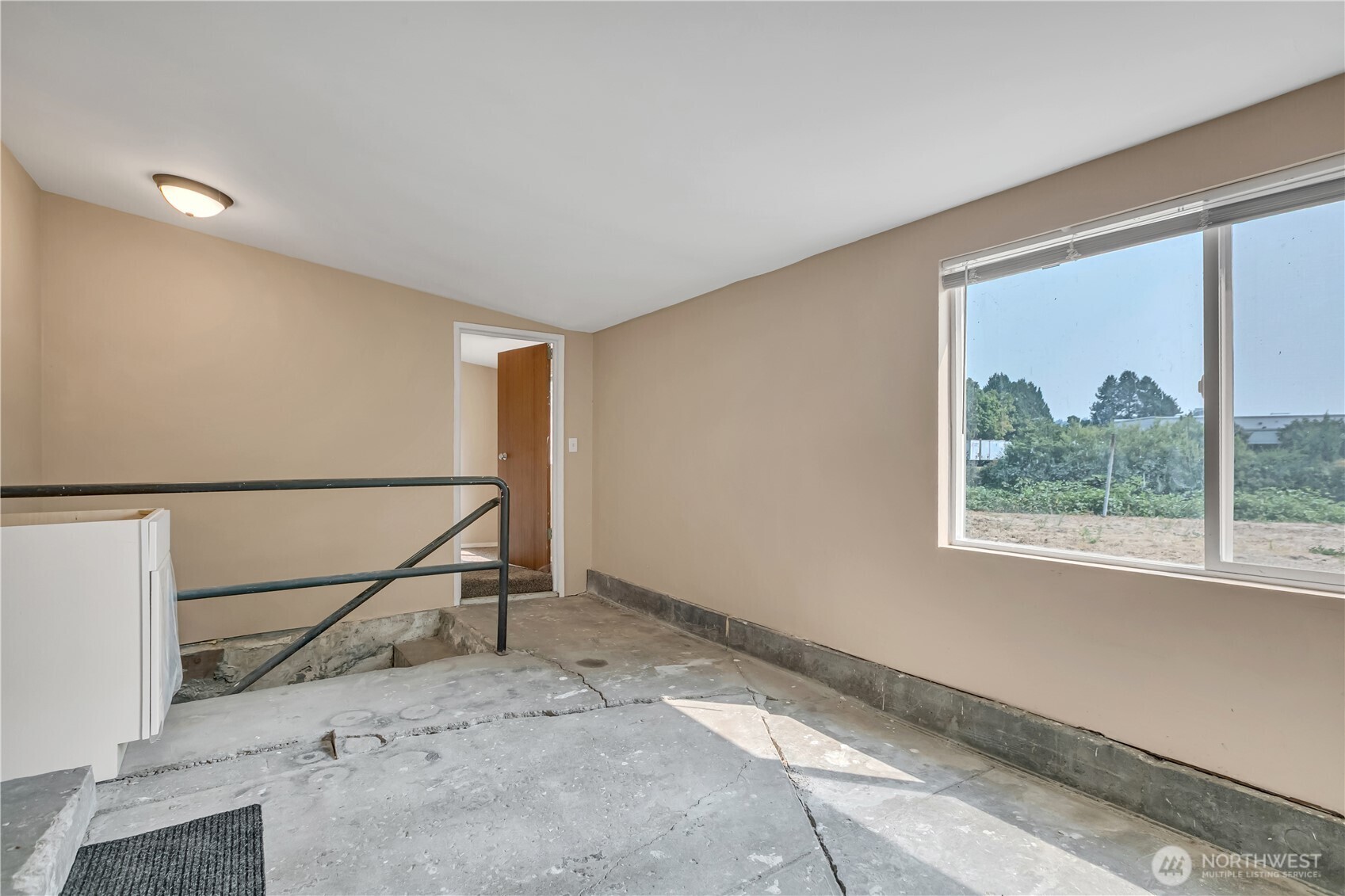 4613 S 125th Street Property Photo 18