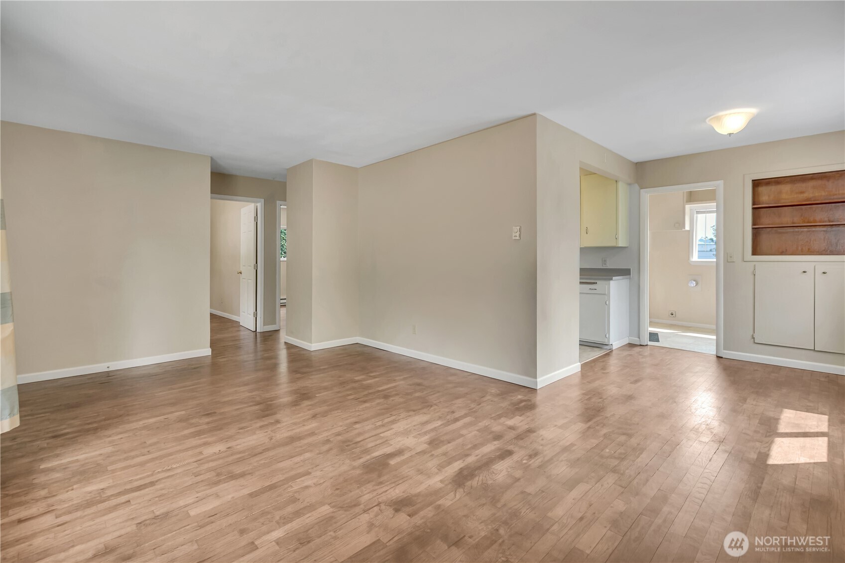 4613 S 125th Street Property Photo 24
