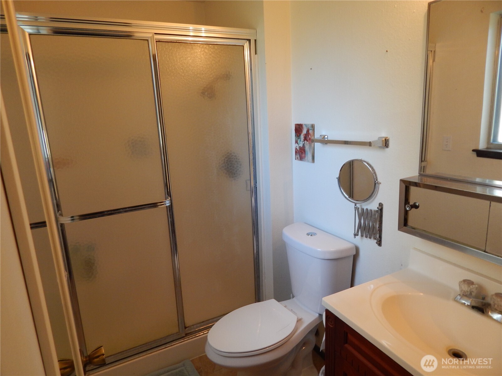 522 Penguin Court Property Photo 16