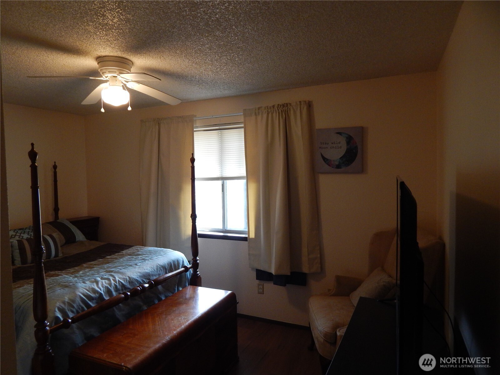 522 Penguin Court Property Photo 20