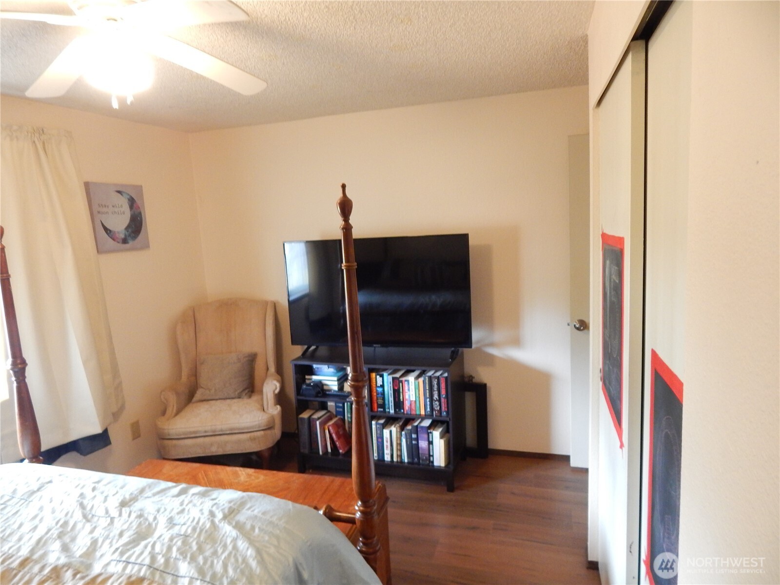 522 Penguin Court Property Photo 21