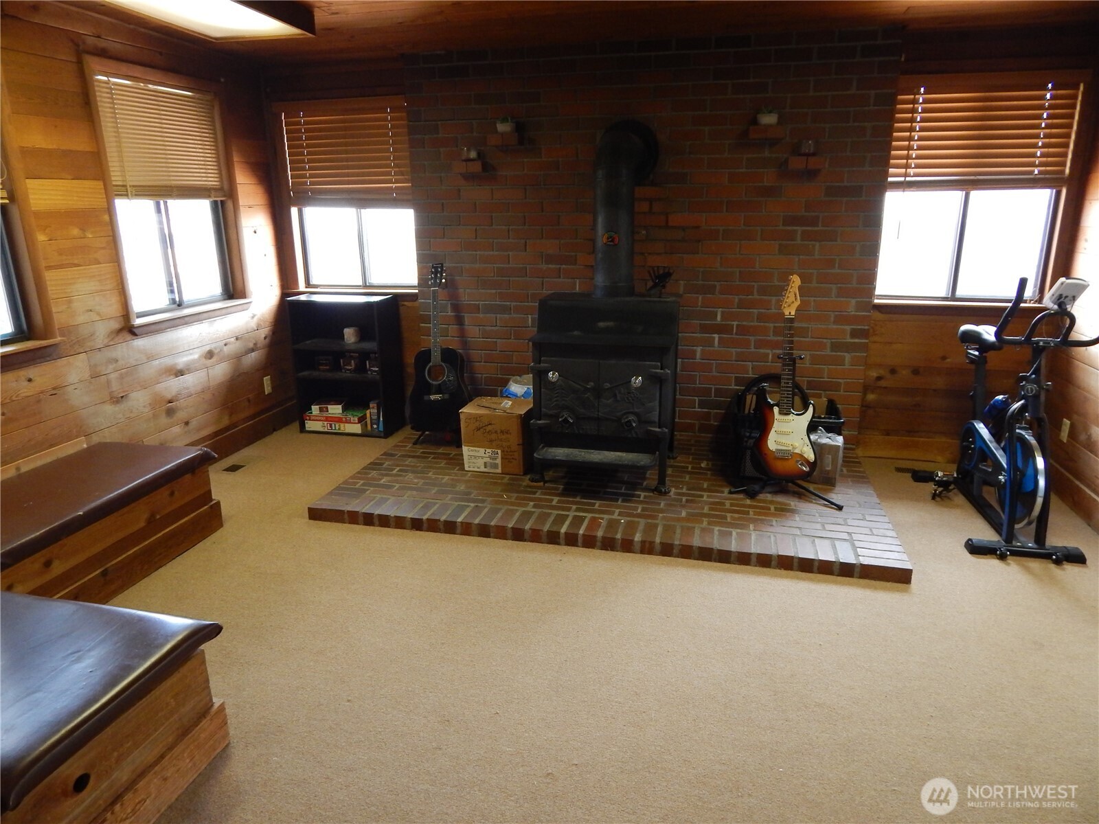 522 Penguin Court Property Photo 22
