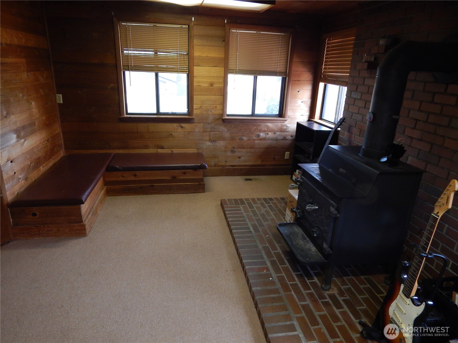 522 Penguin Court Property Photo 23