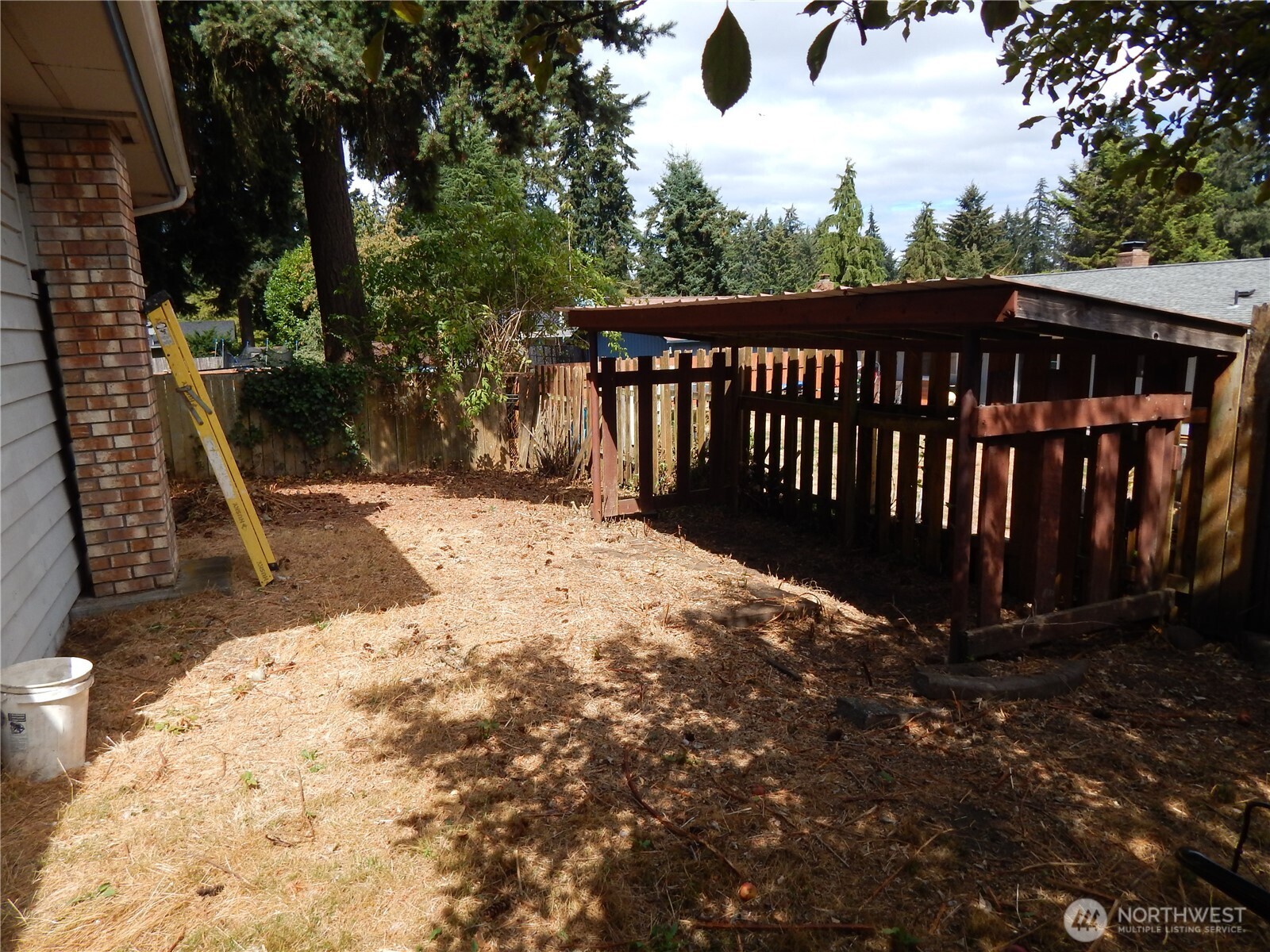 522 Penguin Court Property Photo 26