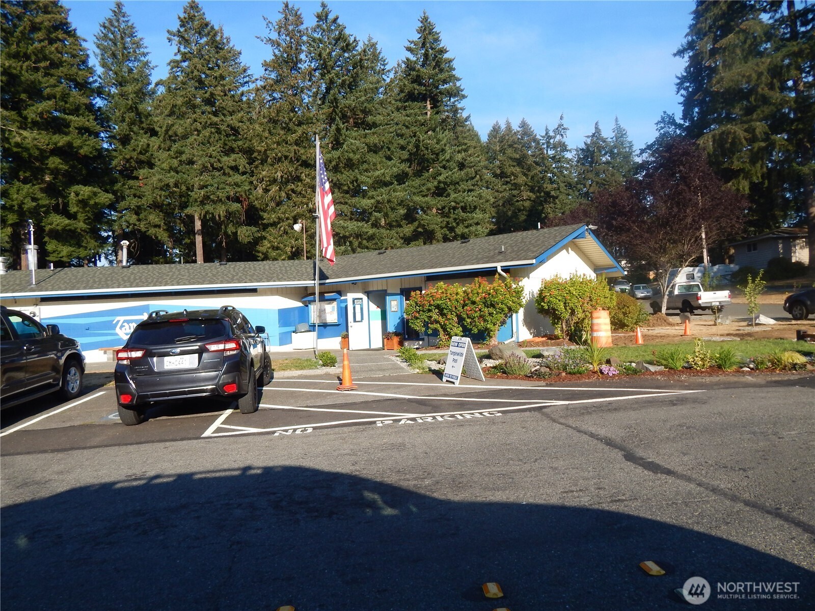 522 Penguin Court Property Photo 33