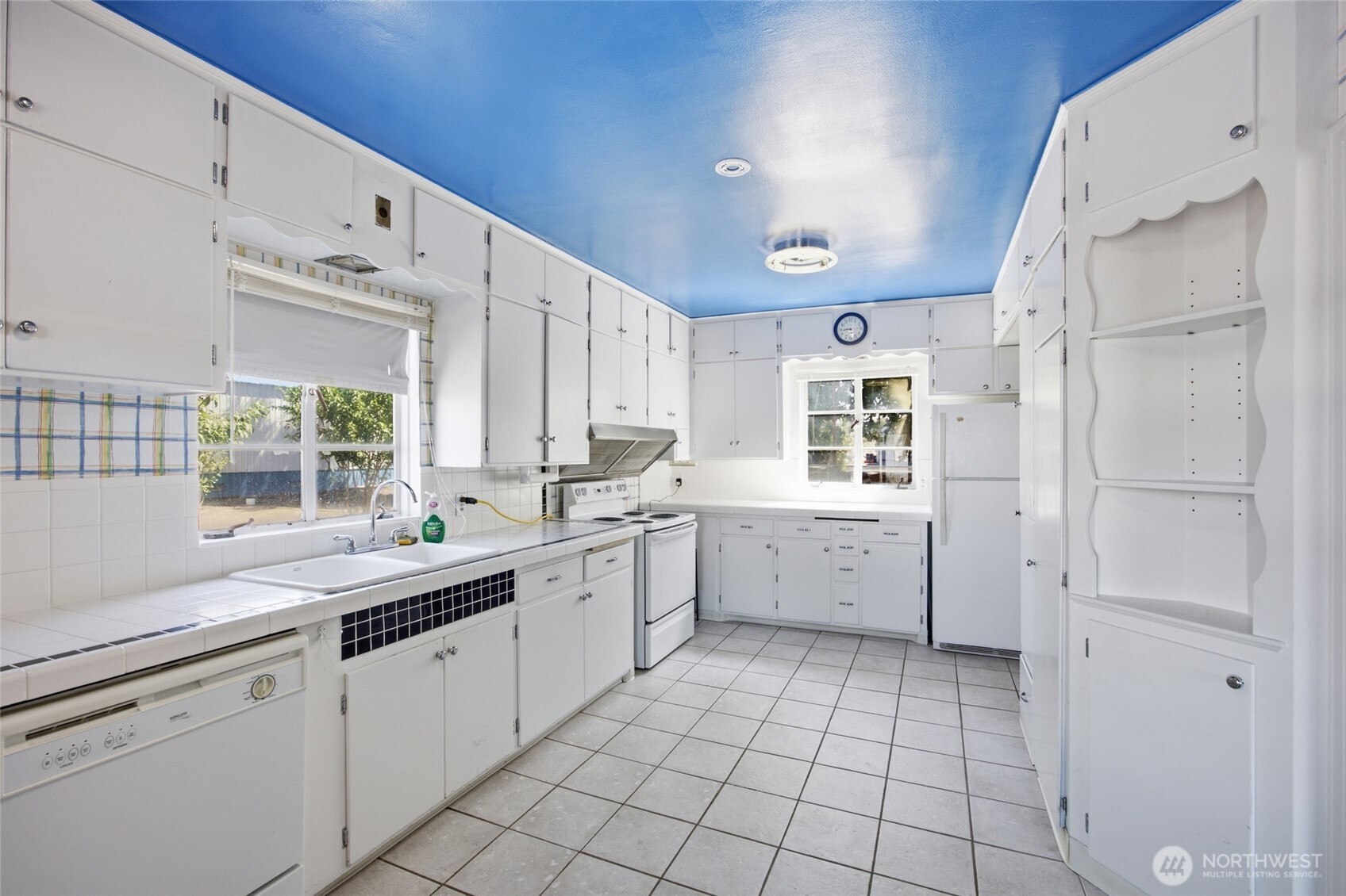 123 2nd Avenue Property Photo 11
