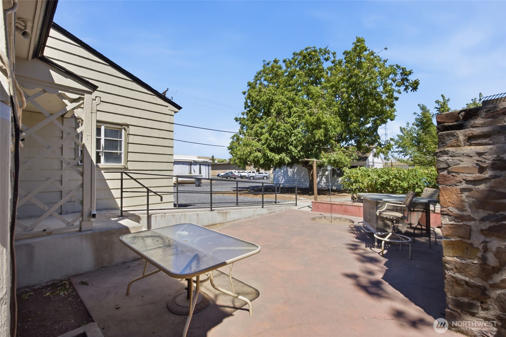 123 2nd Avenue Property Photo 32