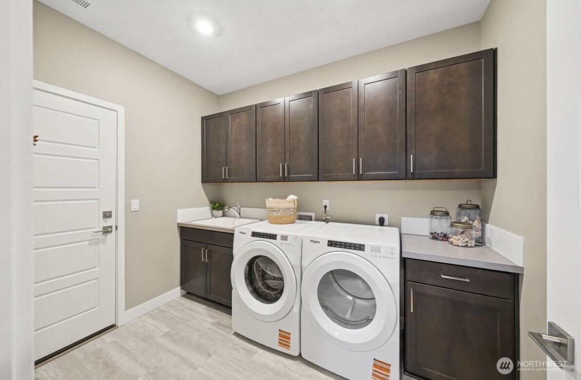 14702 207th Avenue 775 Property Photo 9