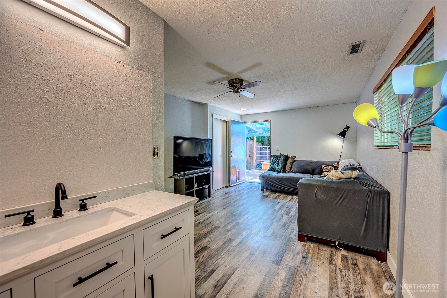 21220 Shell Valley Road Property Photo 14