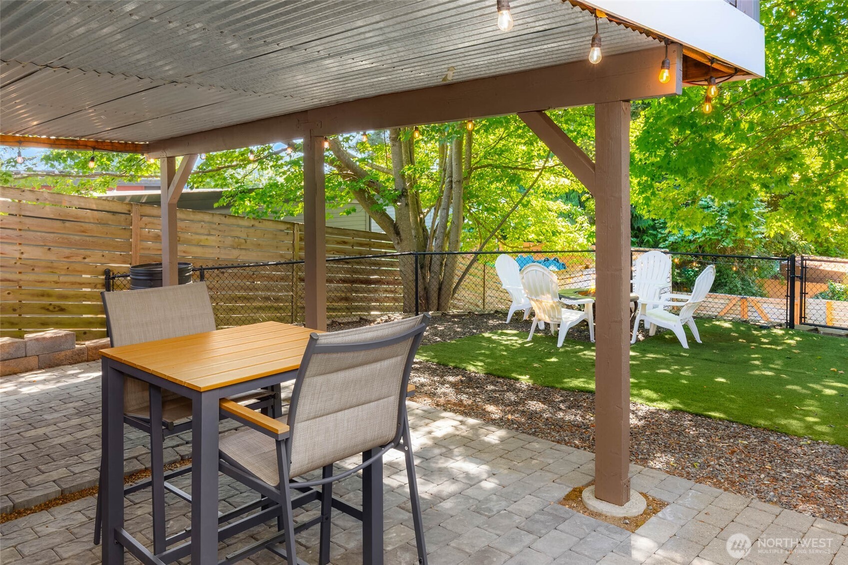 10025 Ashworth Avenue Property Photo 30
