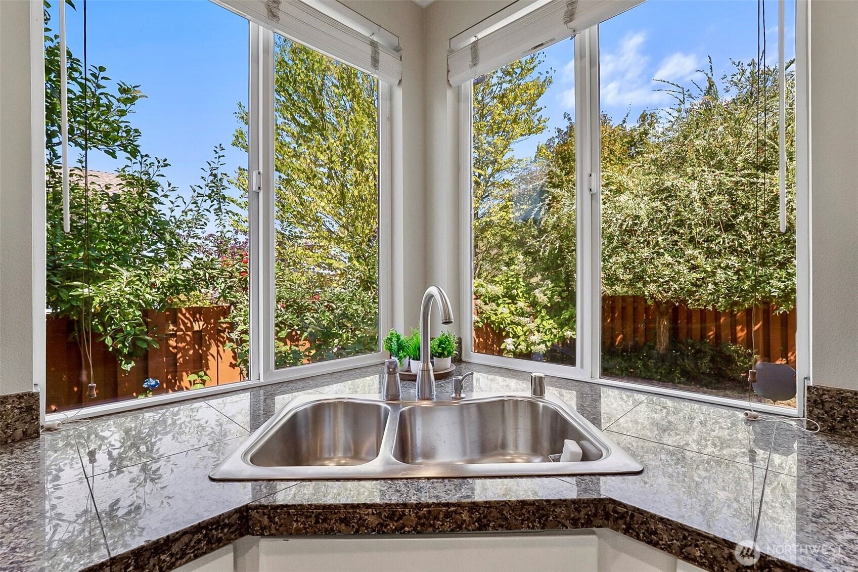 6930 131st Property Photo 12