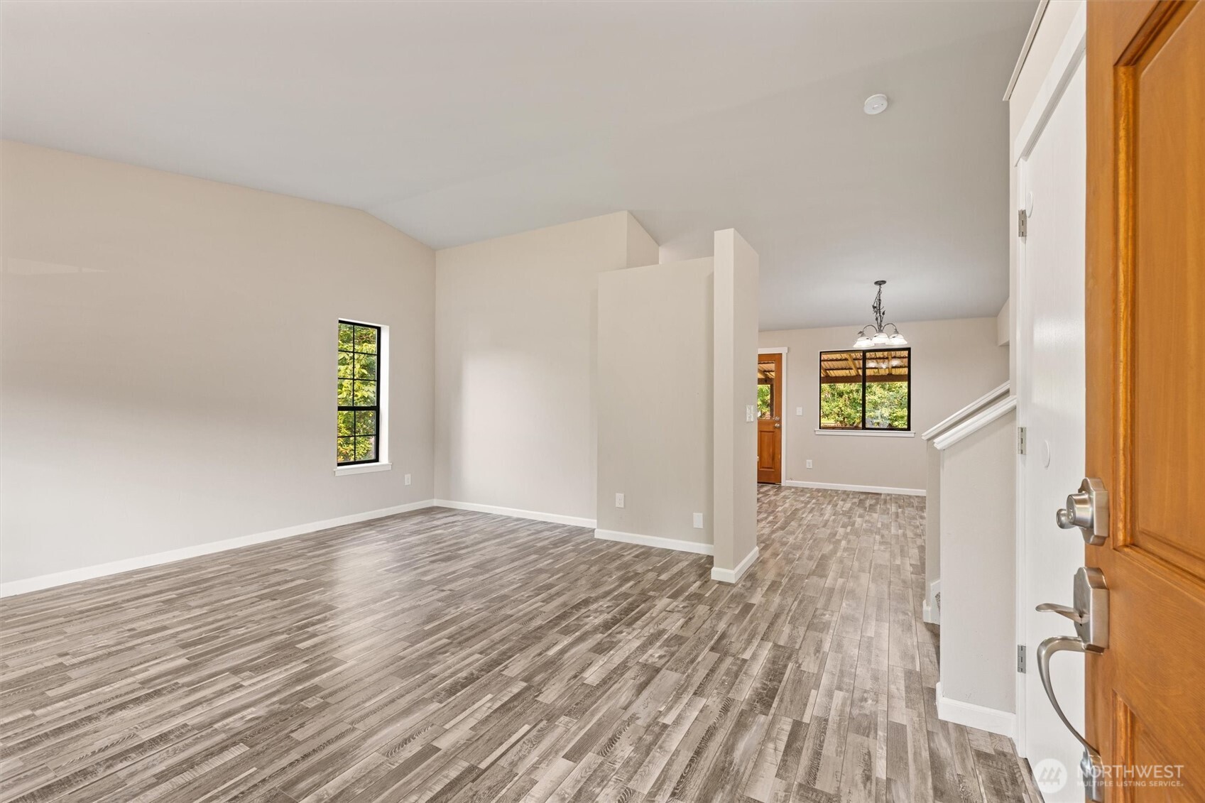 703 Salmon Run Street Property Photo 3