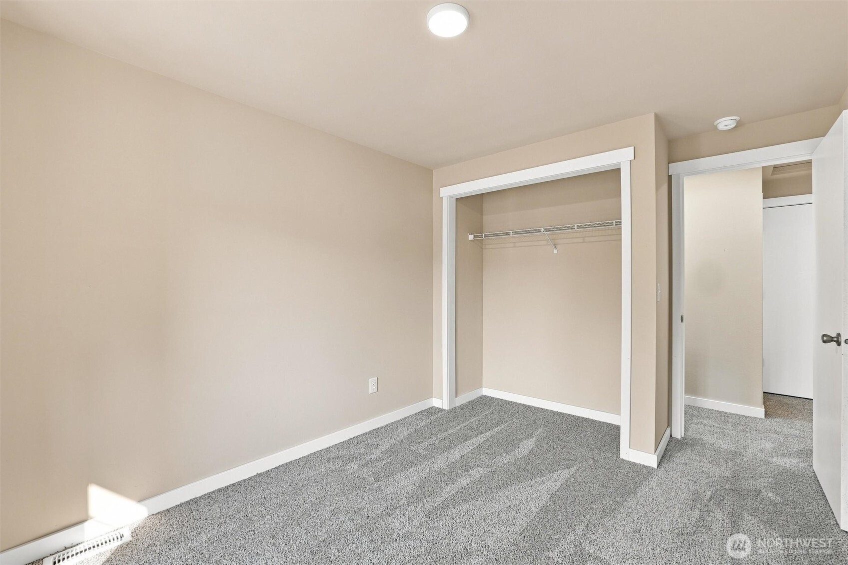 703 Salmon Run Street Property Photo 17