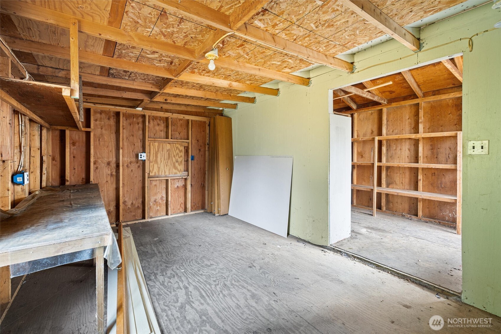 703 Salmon Run Street Property Photo 26